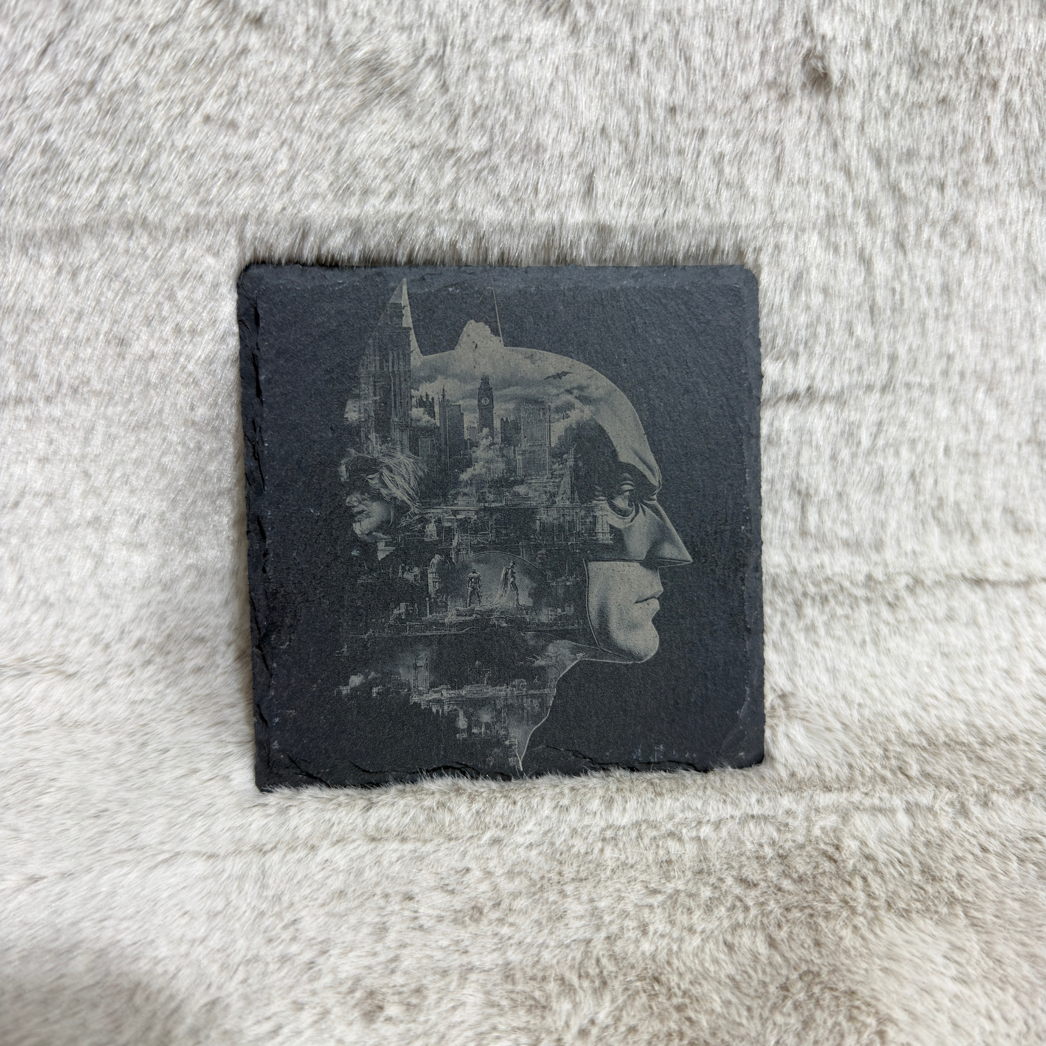 Batman – Gravure sur ardoise sous verre personnalisée