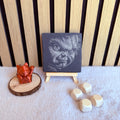 Chucky – Gravure sur ardoise sous verre personnalisée